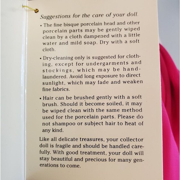 Diana Princess of Wales Porcelain Portrait Doll - Picture 11 of 11